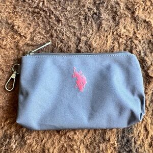 🏇🏻 U.S. POLO ASSN Gray Pouch Bag Red Logo Clip On Travel Cosmetic Keychain 🏇🏻